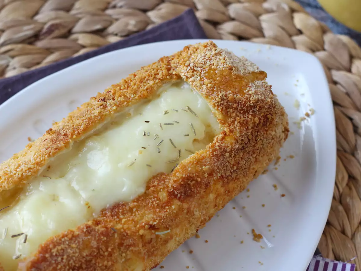 Crispy, gooey breaded goat cheese log in the air fryer: the ultimate comfort food! - photo 6