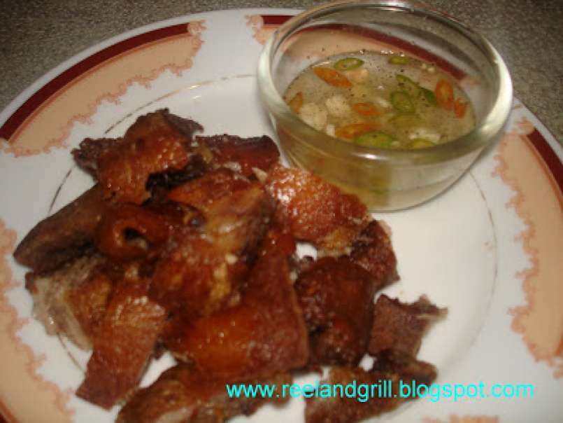 Crispy Ulo ng Baboy (Crispy Deep Fried Pork Head)