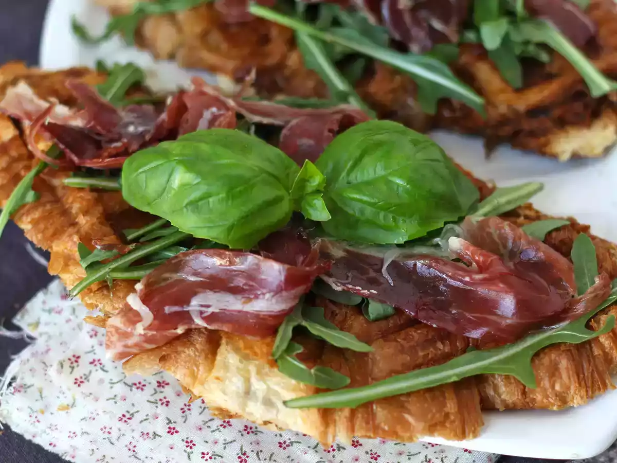 Croffle, the waffle style croissant sandwich with fig jam, goat cheese and Iberian ham
