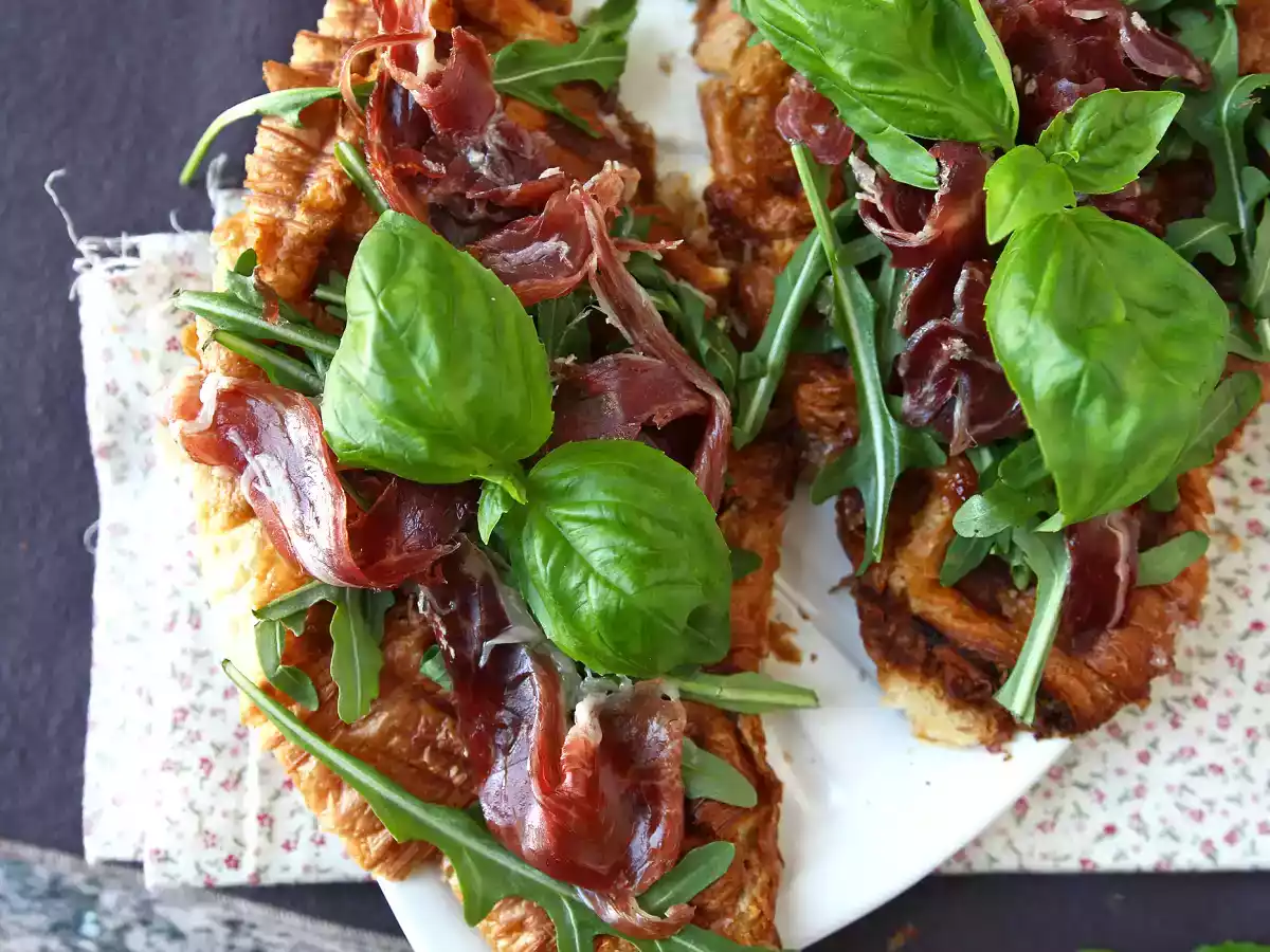 Croffle, the waffle style croissant sandwich with fig jam, goat cheese and Iberian ham - photo 2