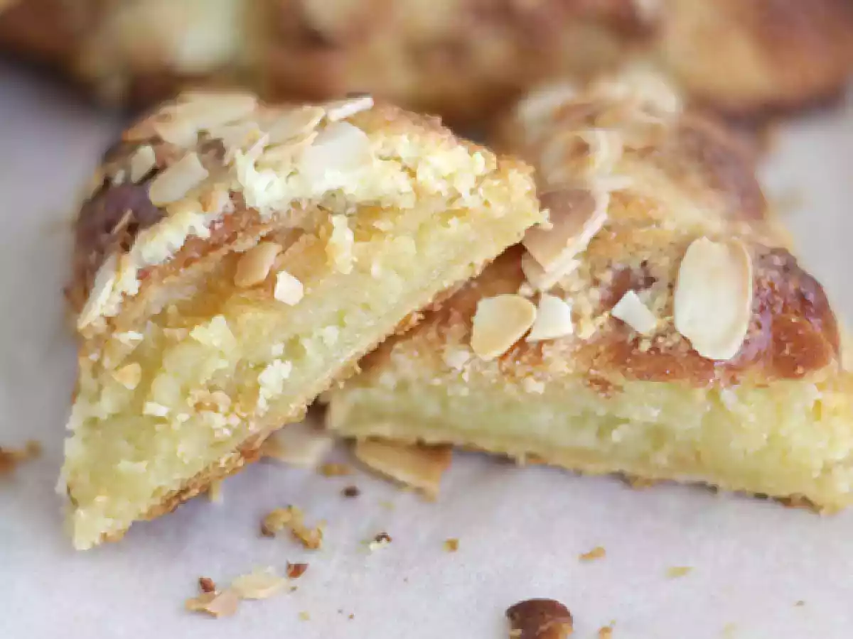 Croissants with almonds - video recipe ! - photo 2