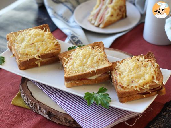 Croque monsieur with air fryer