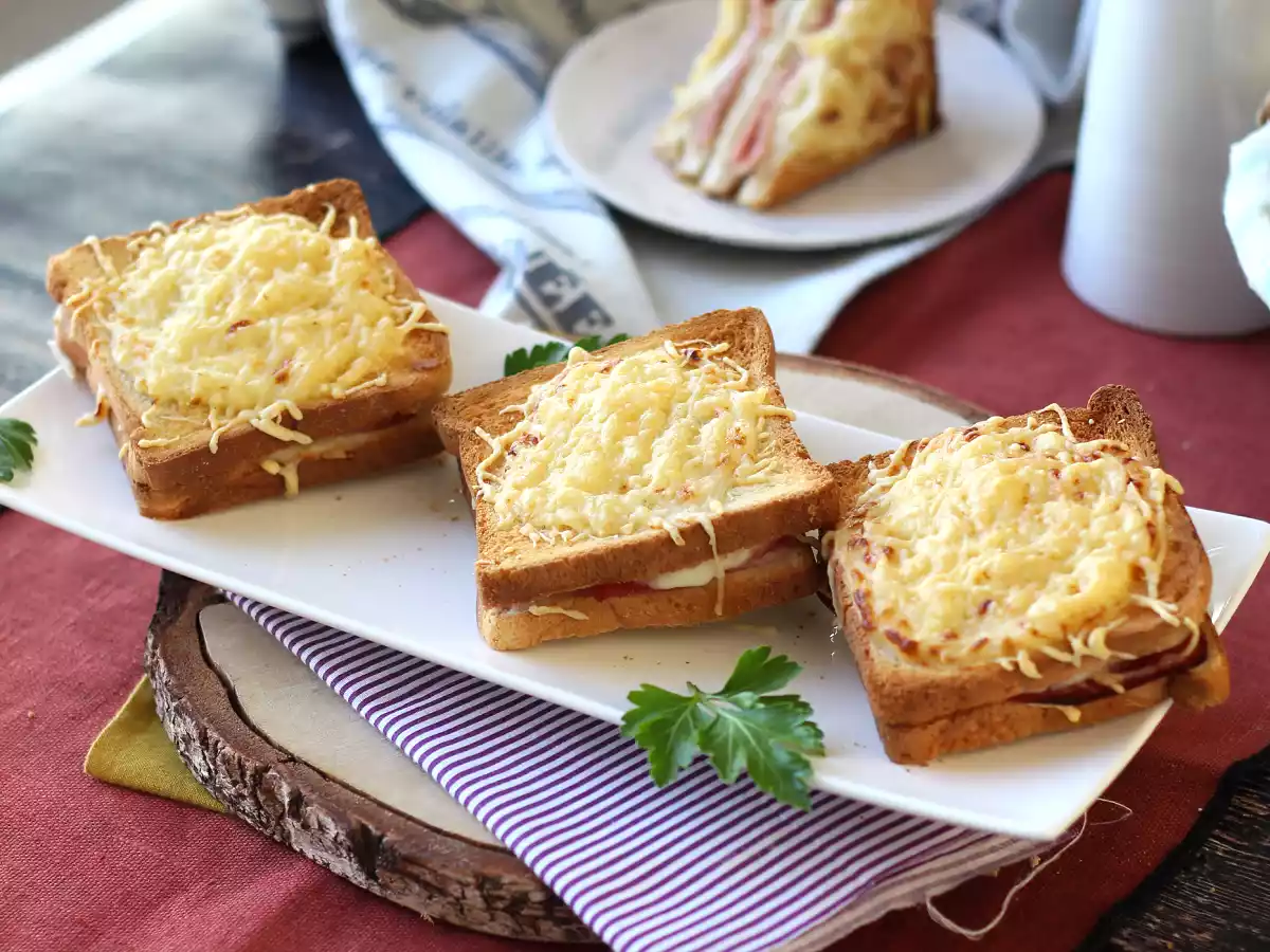Croque monsieur with airfryer