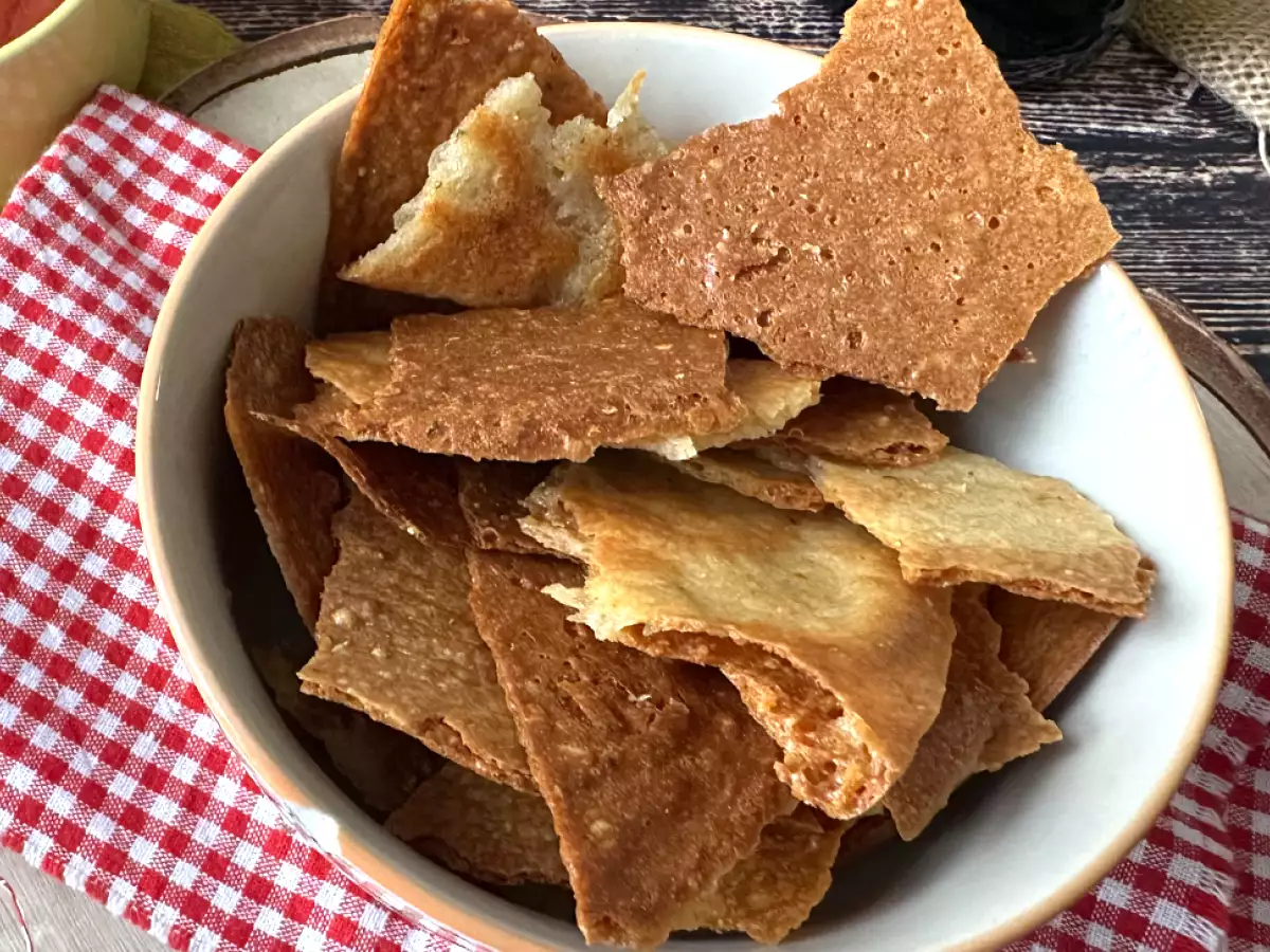 Crostini, the super-crunchy Parmesan cracker - photo 2