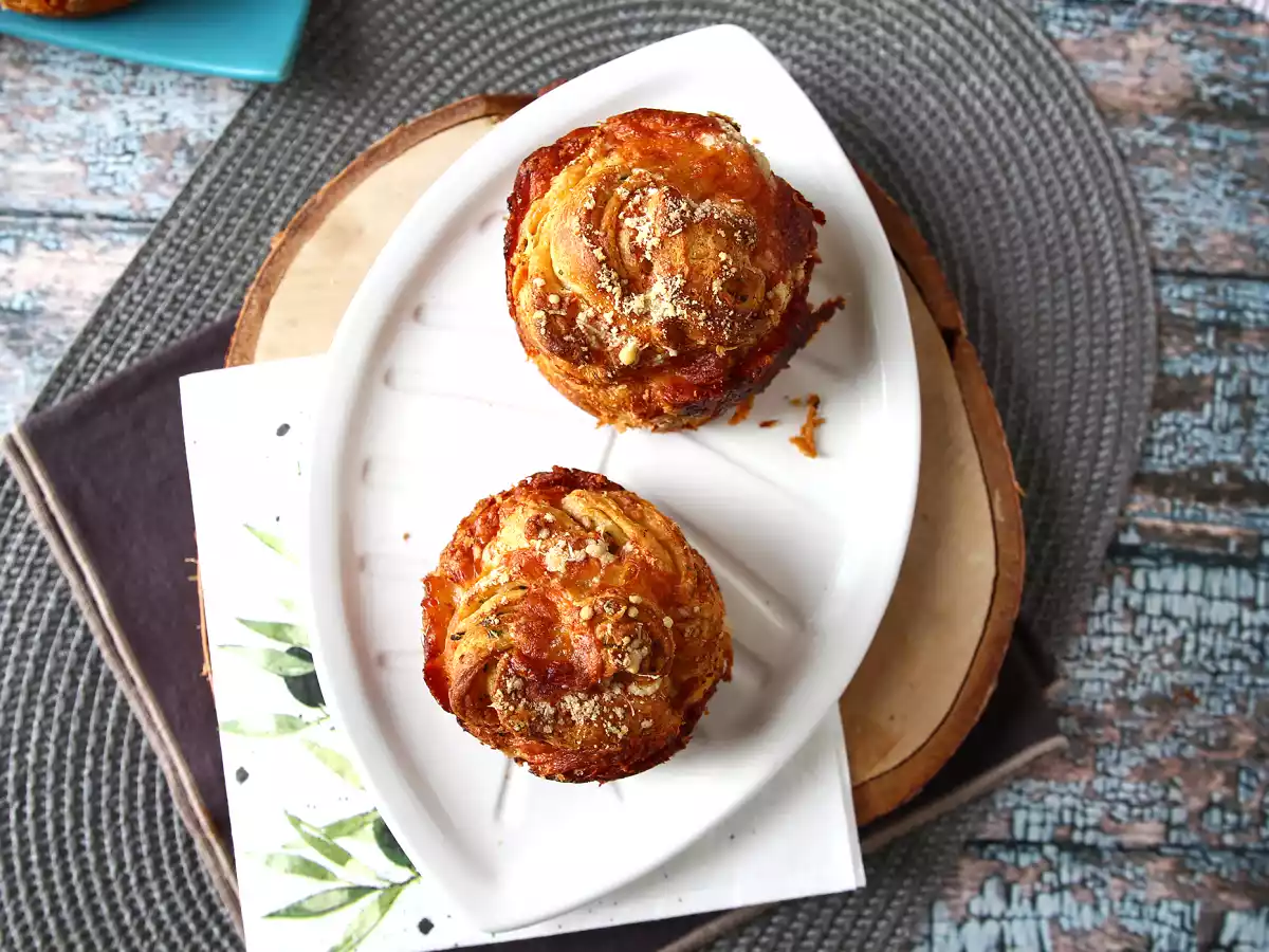 Cruffins, the combination of a croissant and a muffin, here salted with parmesan and mozzarella. - photo 2