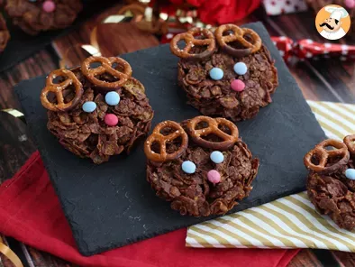 Crunchy chocolate and cereals reindeers - christmas snack - Recipe Petitchef
