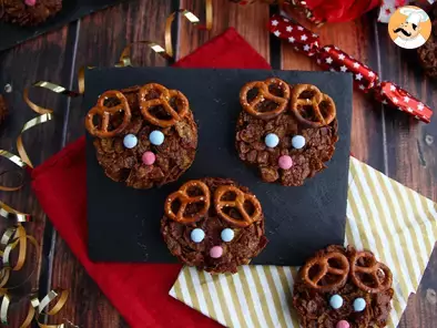 Crunchy chocolate and cereals reindeers - christmas snack, photo 4