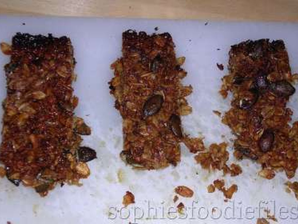 Crunchy oats, almonds & pumpkin seeds bars - photo 2