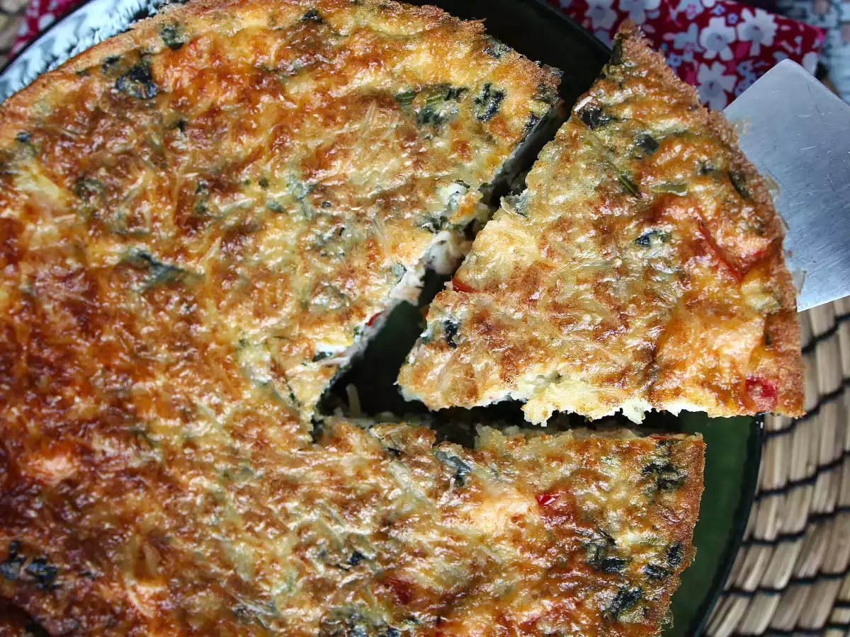 Crustless quiche with salmon, spinach, and cottage cheese - photo 3