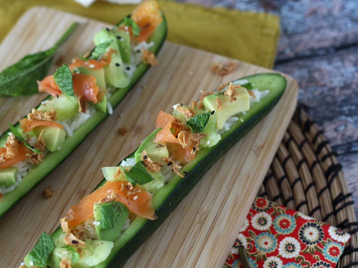 Cucumber boats with salmon, avocado and rice - photo 4