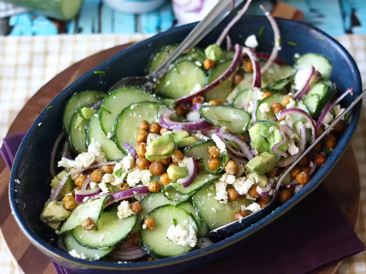Cucumber, roasted chickpea, avocado and feta salad - photo 4