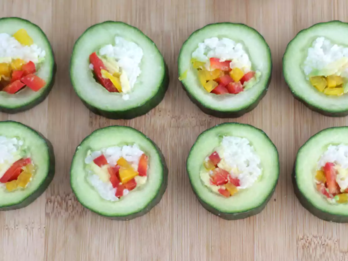 Cucumber sushi rolls - video recipe ! - photo 3