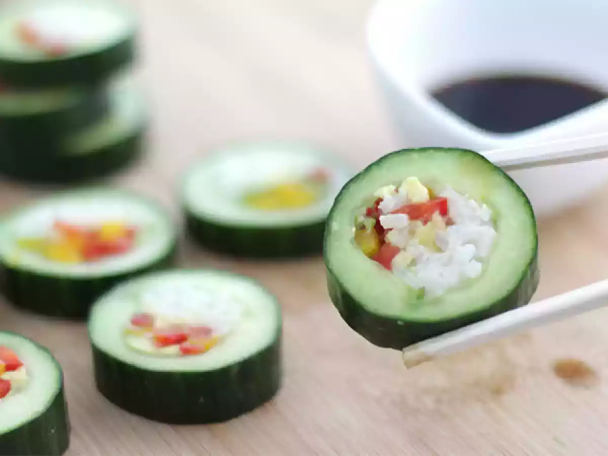 Cucumber sushi rolls - video recipe ! - photo 4