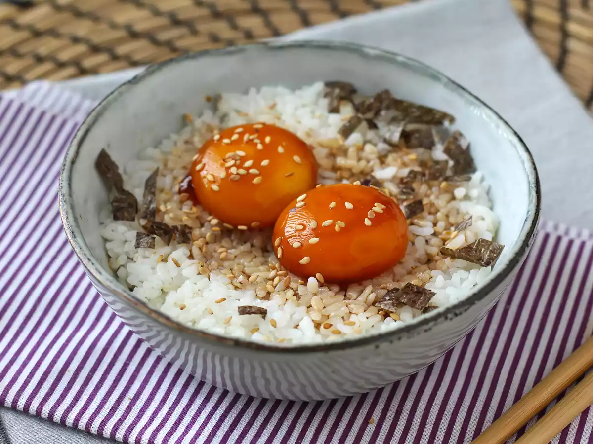Cured egg yolks in soy sauce - photo 2