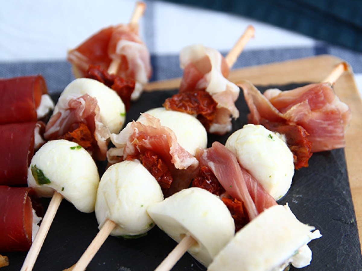 Cured meat appetizers - photo 6