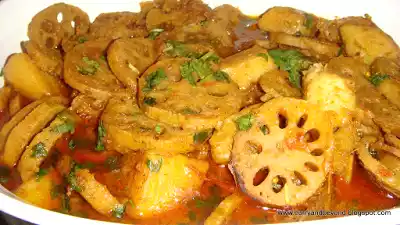 Curried lotus roots with potatoes - kamal kakdi aur aloo ki subzi