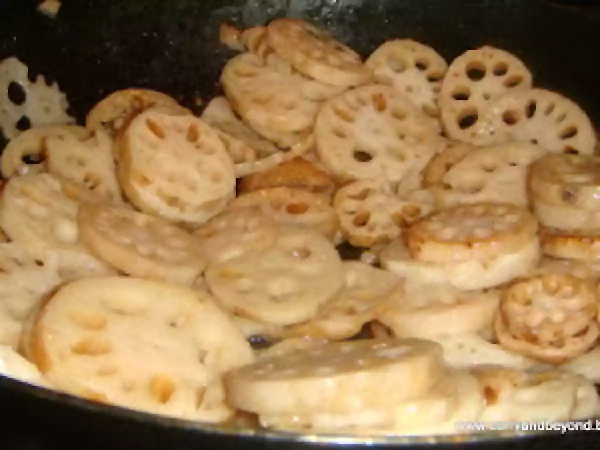 Curried Lotus Roots with Potatoes - Kamal Kakdi Aur Aloo ki Subzi - photo 4