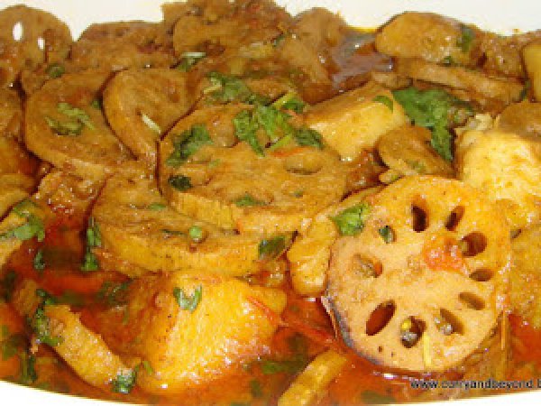 Curried Lotus Roots with Potatoes - Kamal Kakdi Aur Aloo ki Subzi