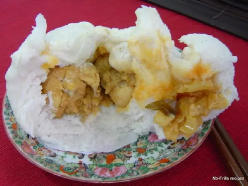 Curry Chicken Pau ~Bun. 'Malaysian Monday No. 10' - photo 2
