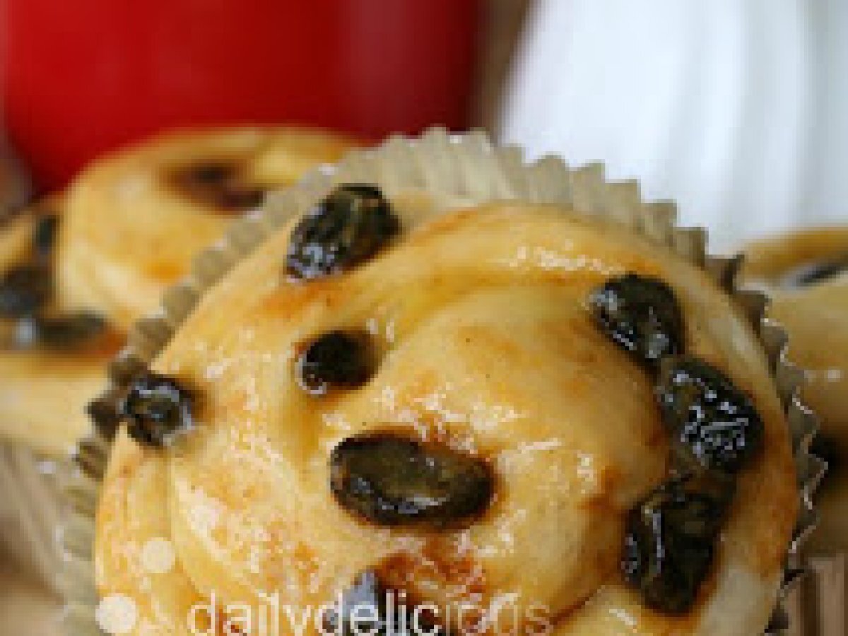 Custard Raisin Bread: Soft and sweet bread, I know that you will love it!