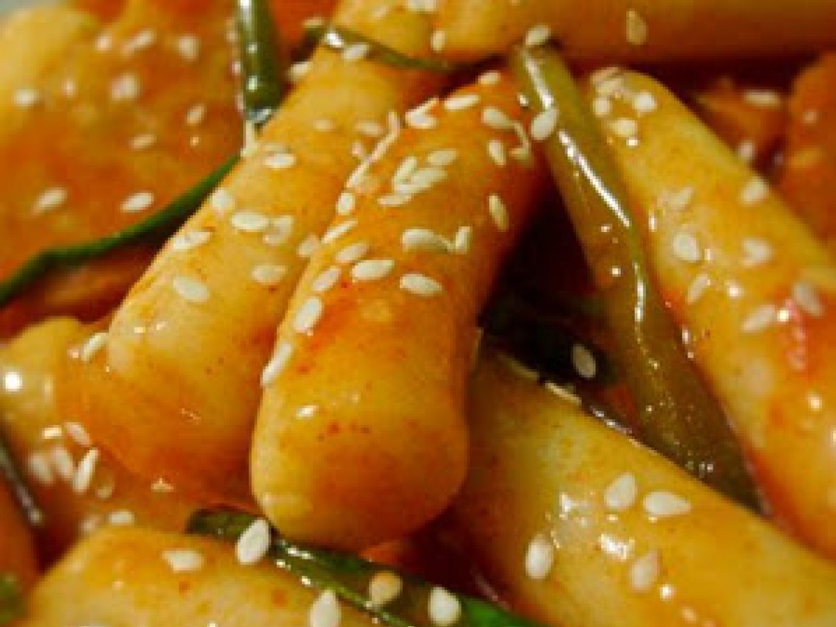 Ddukbokki (Korean Spicy Rice Cake)