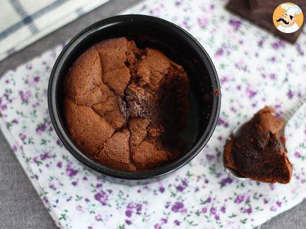 Decadent gluten-free chocolate fondant - photo 2