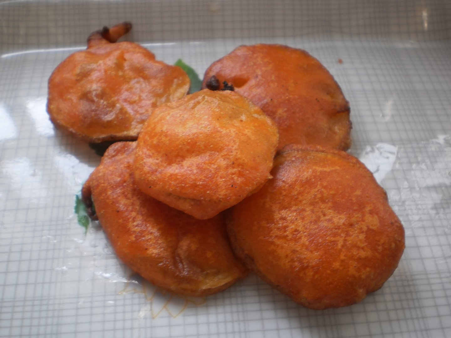 Deep fried potato recipe/kizhangu bhaji/potato fritters, Recipe Petitchef