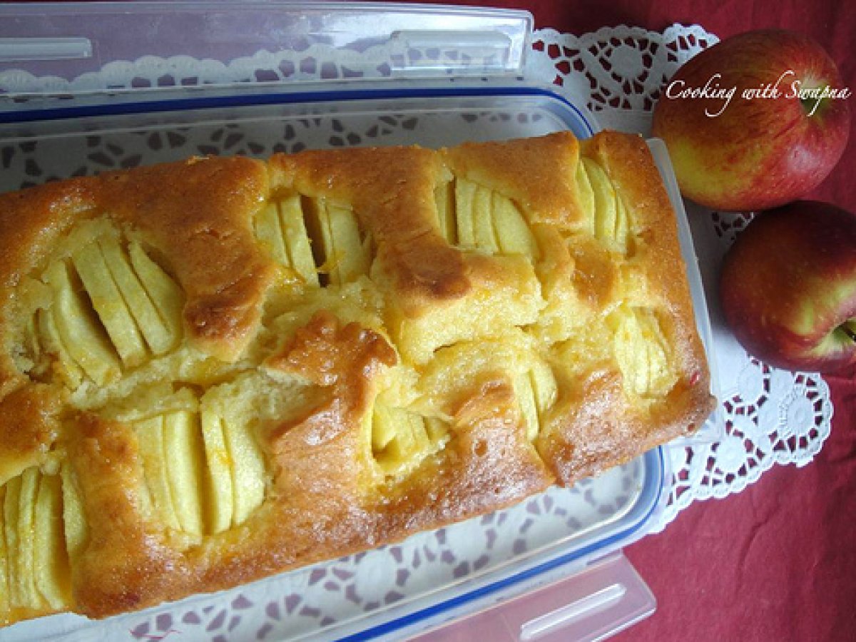 Delicate German Apple Cake