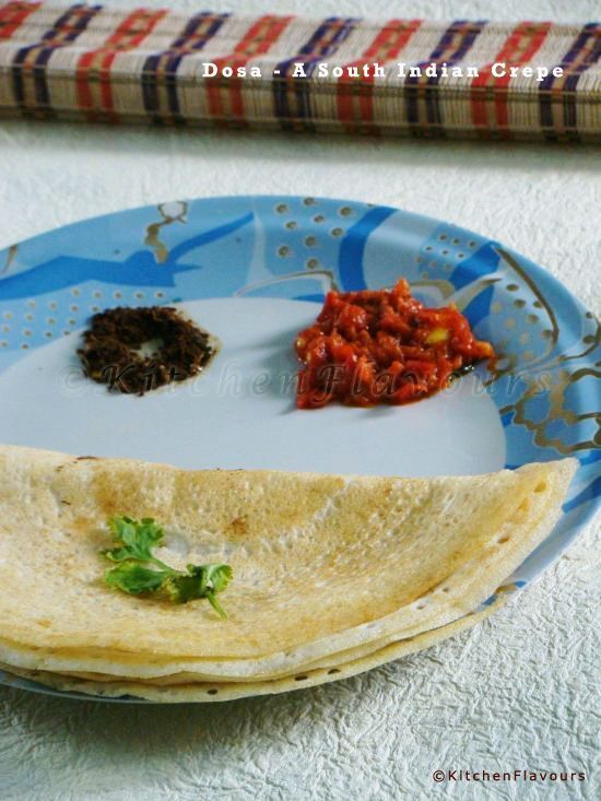Dosa - a south indian crepe with instant tomato chutney - Recipe Petitchef