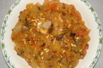 Dosakaya curry/ indian yellow cucumber curry - Recipe Petitchef
