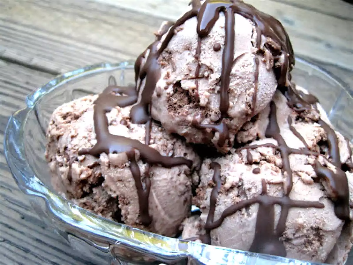 Double chocolate cheesecake ice cream - 100th post and Project Food Blog entry!