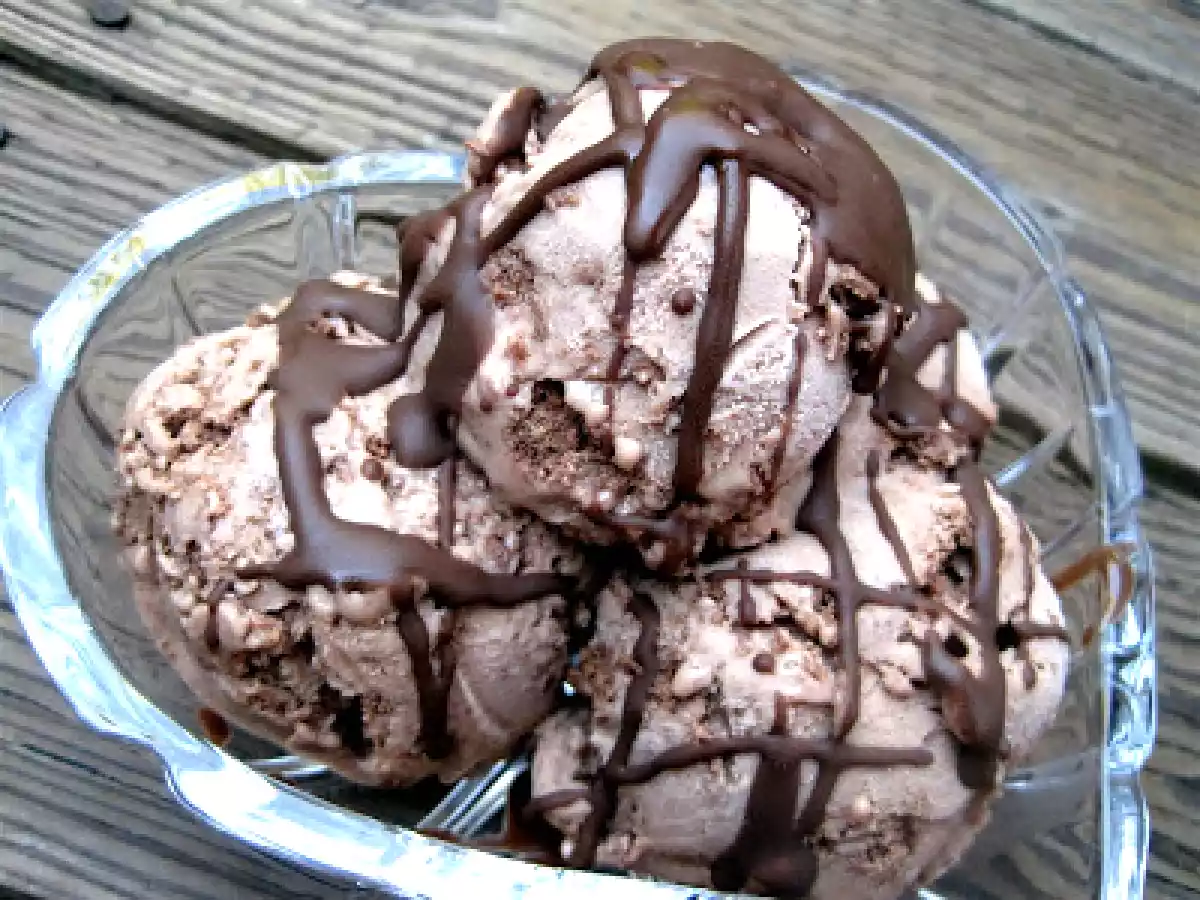 Double chocolate cheesecake ice cream - 100th post and Project Food Blog entry! - photo 2