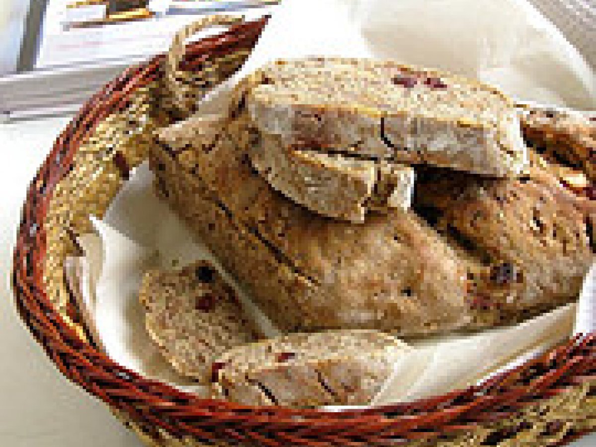 DRIED CRANBERRY & WALNUT BREAD from Ottolenghi for BBD, with Roasted Bell Pepper Pasta - photo 2