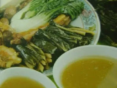 Dried Duck Head Soup with Fresh and Dried Cabbage