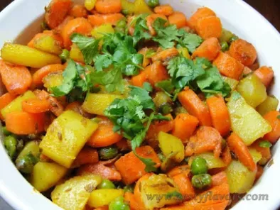 Dry Curry of Potatoes, Carrots and Peas