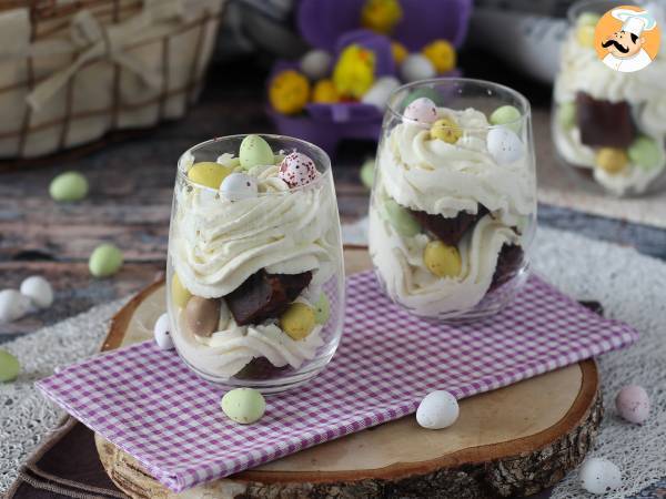 Easter brownie verrines with whipped cream