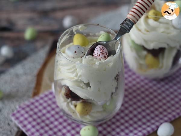 Easter brownie verrines with whipped cream - photo 4