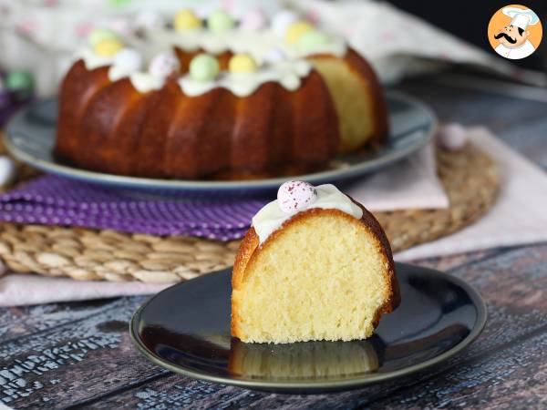 Easter bundt cake with lemon and white chocolate - photo 3