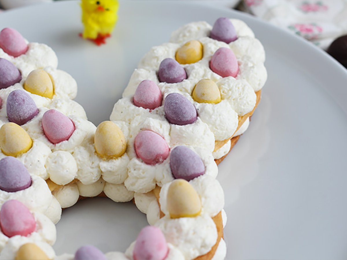 Easter bunny cream tart - photo 2