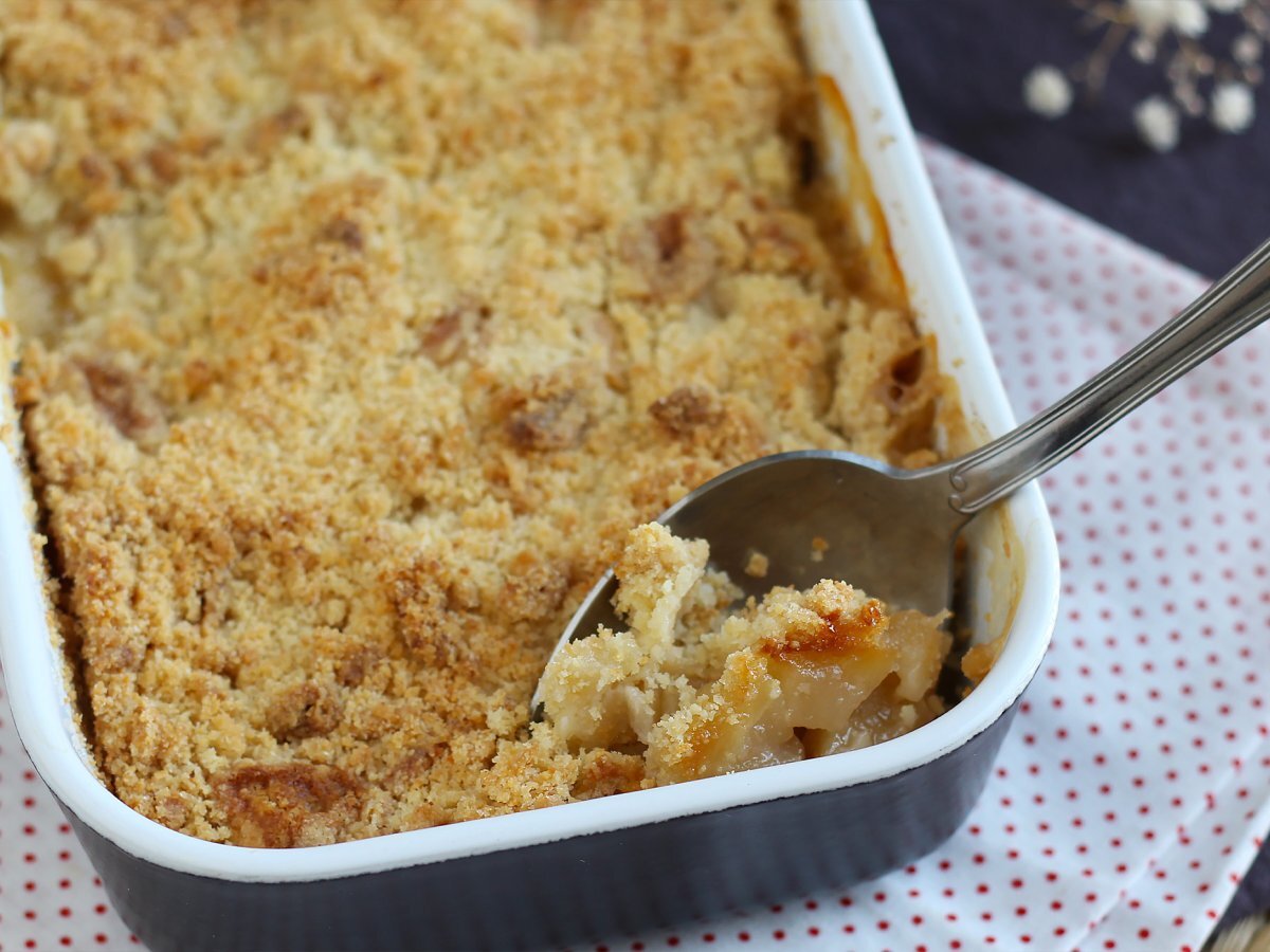 Easy and quick apple crumble - photo 2