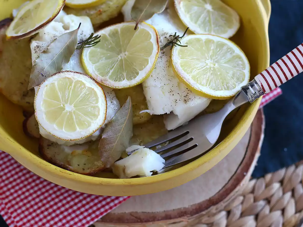 Easy and quick baked cod (perfect for a family dinner!) - photo 3