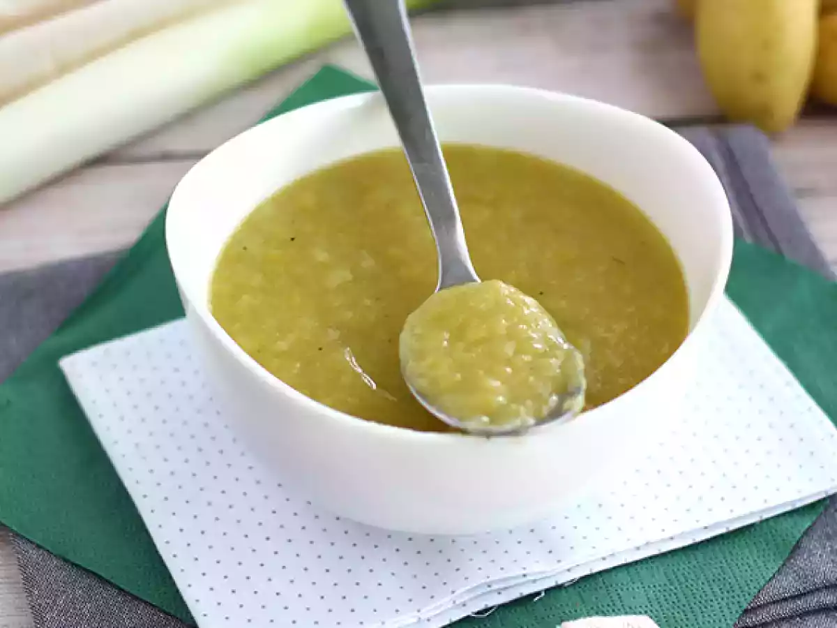 Easy and quick leek and potato soup - photo 2