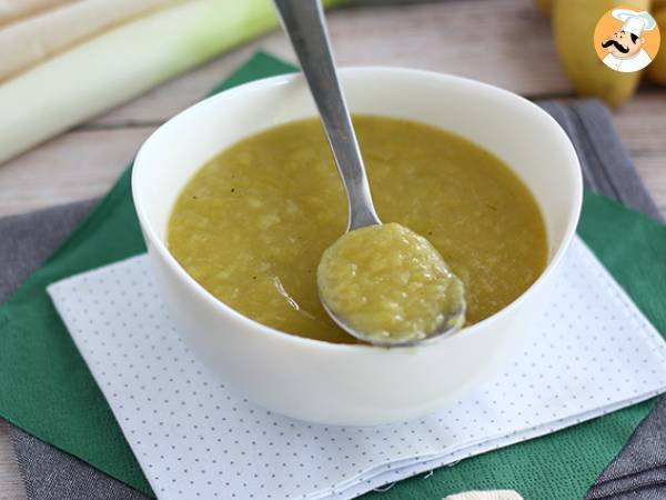 Easy and quick leek and potato soup - photo 2