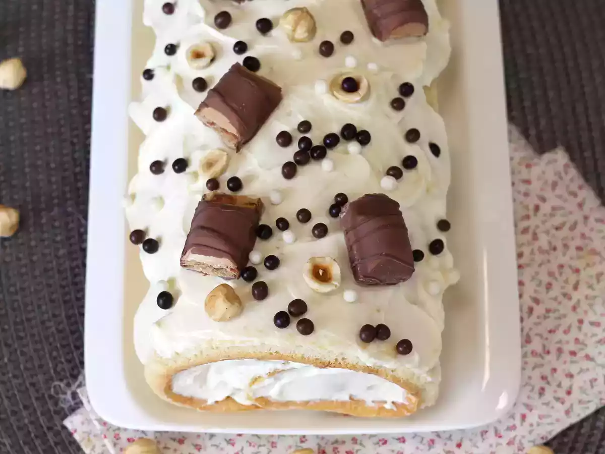Easy kinder bueno roll, perfect as a birthday cake or as a christmas log! - photo 3