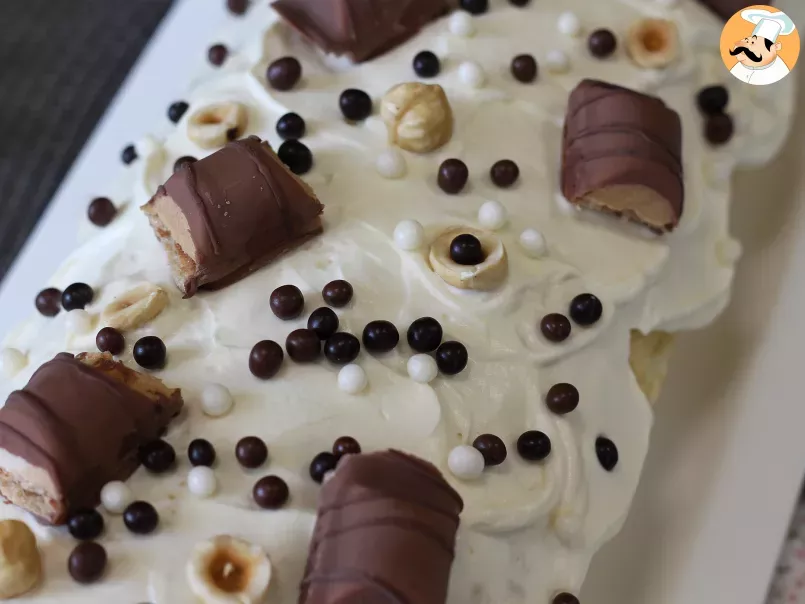 Easy Kinder Bueno roll, perfect as a birthday cake or as a Christmas log!, photo 7