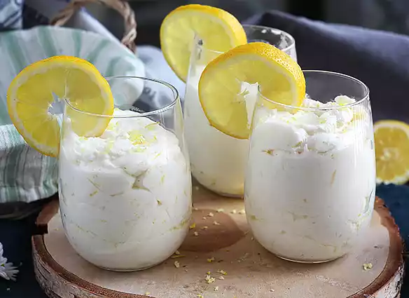 Easy lemon mousse