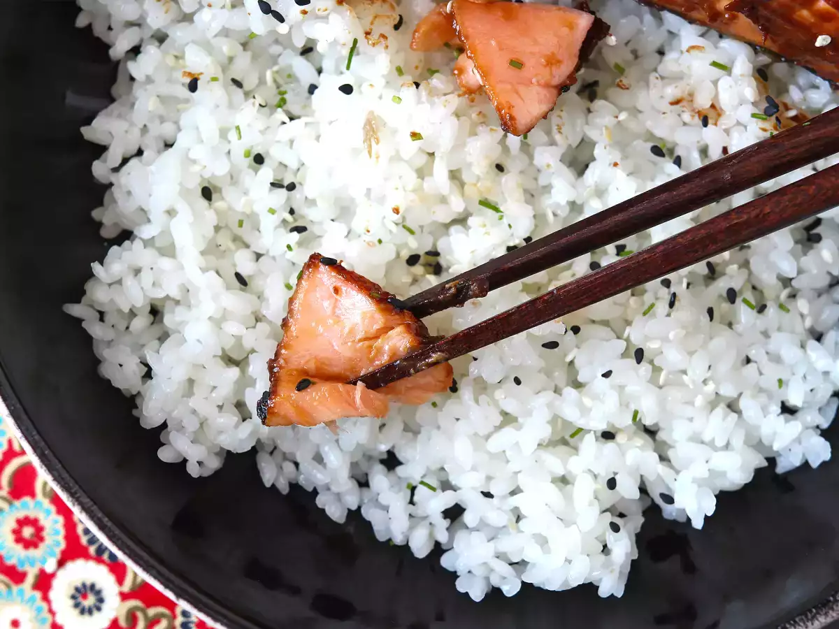 Easy miso-marinated salmon - photo 3