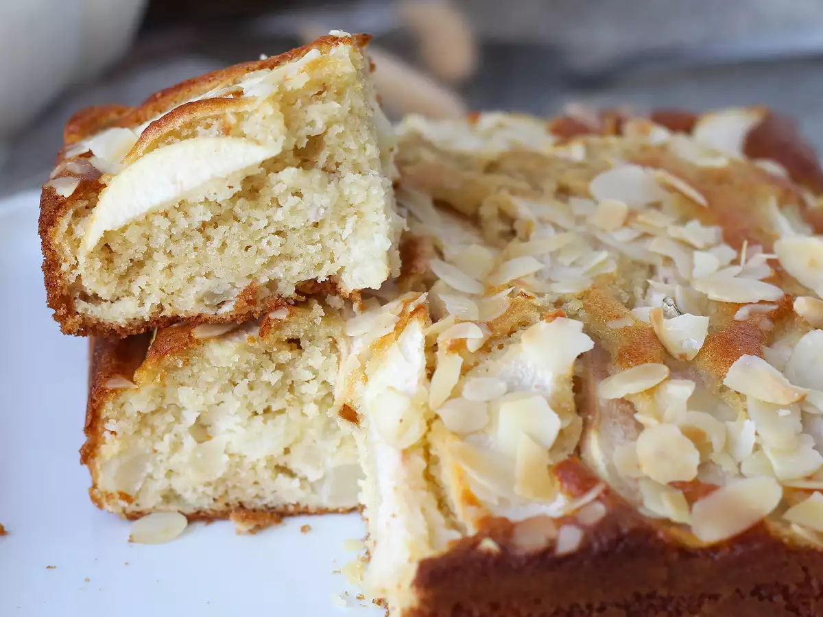 Easy, Moist Pear and Almond Cake - photo 8