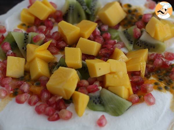 Easy pavlova with exotic fruits - photo 2