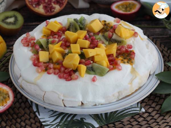 Easy pavlova with exotic fruits - photo 3